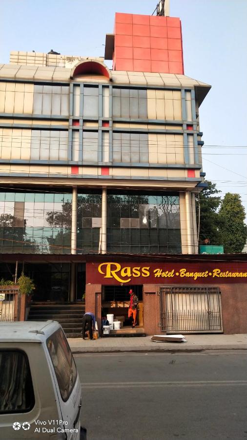 Rass Hotel Kānpur Eksteriør bilde
